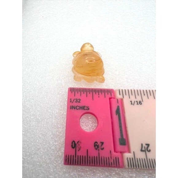 Adorable Honey Calcite Turtle Carving - Picture 7 of 7